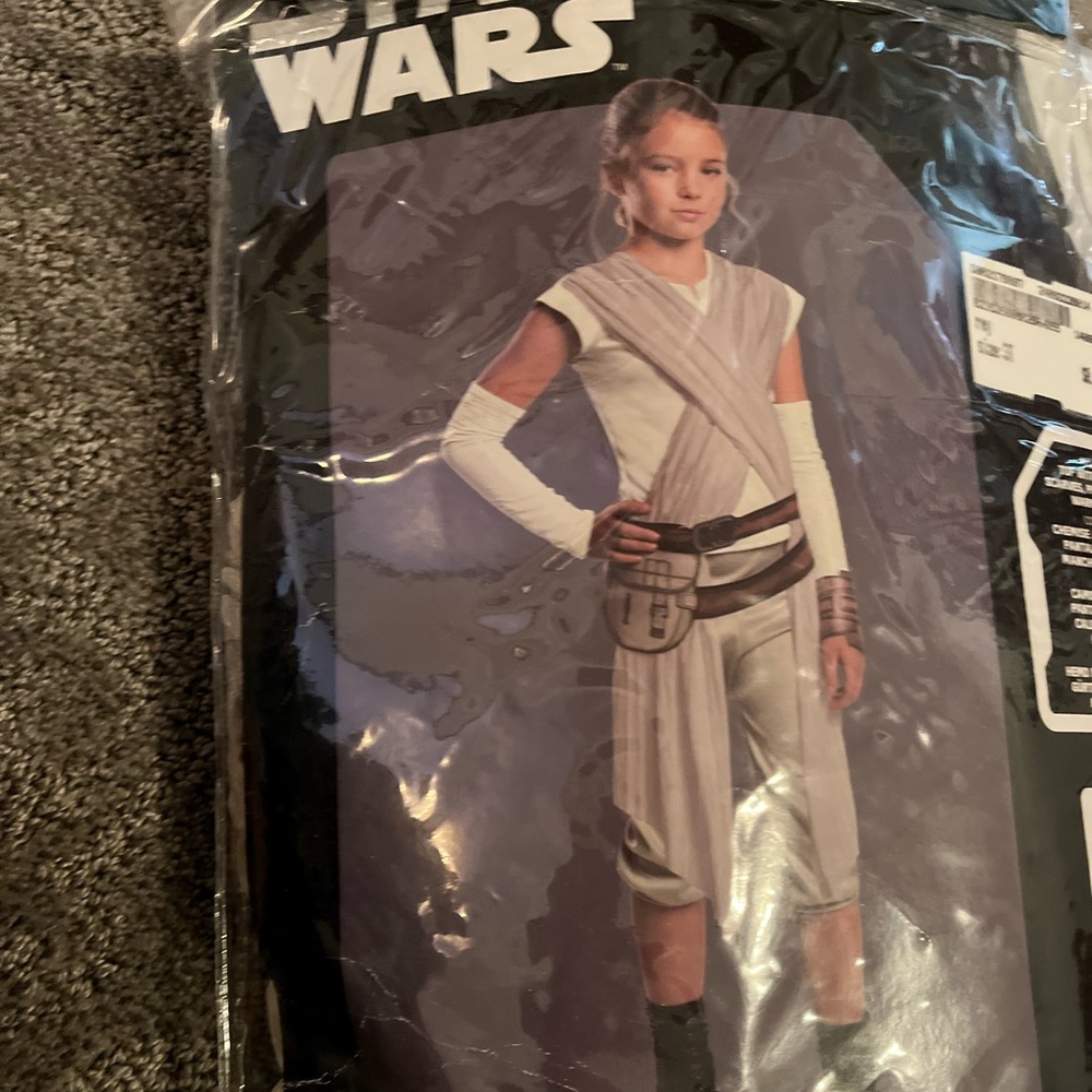 Child small 4-6 Star Wars Rey